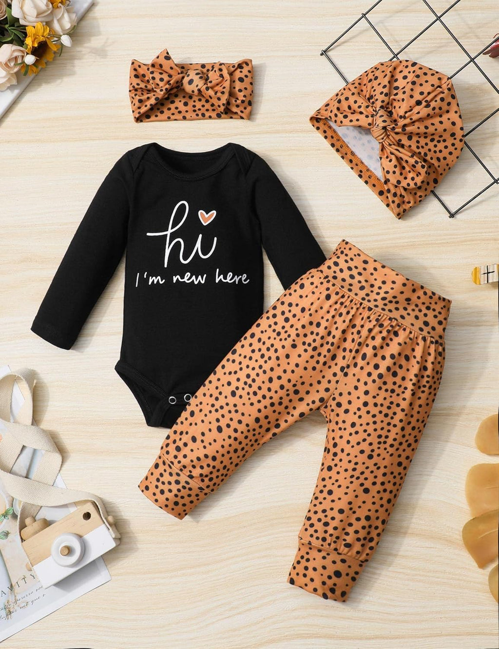 KANGKANG Newborn Baby Girl Clothes Hi I'M New Here Newborn Outfit Infant Romper Floral Pants Cute Baby Girl Outfits 4PC Set