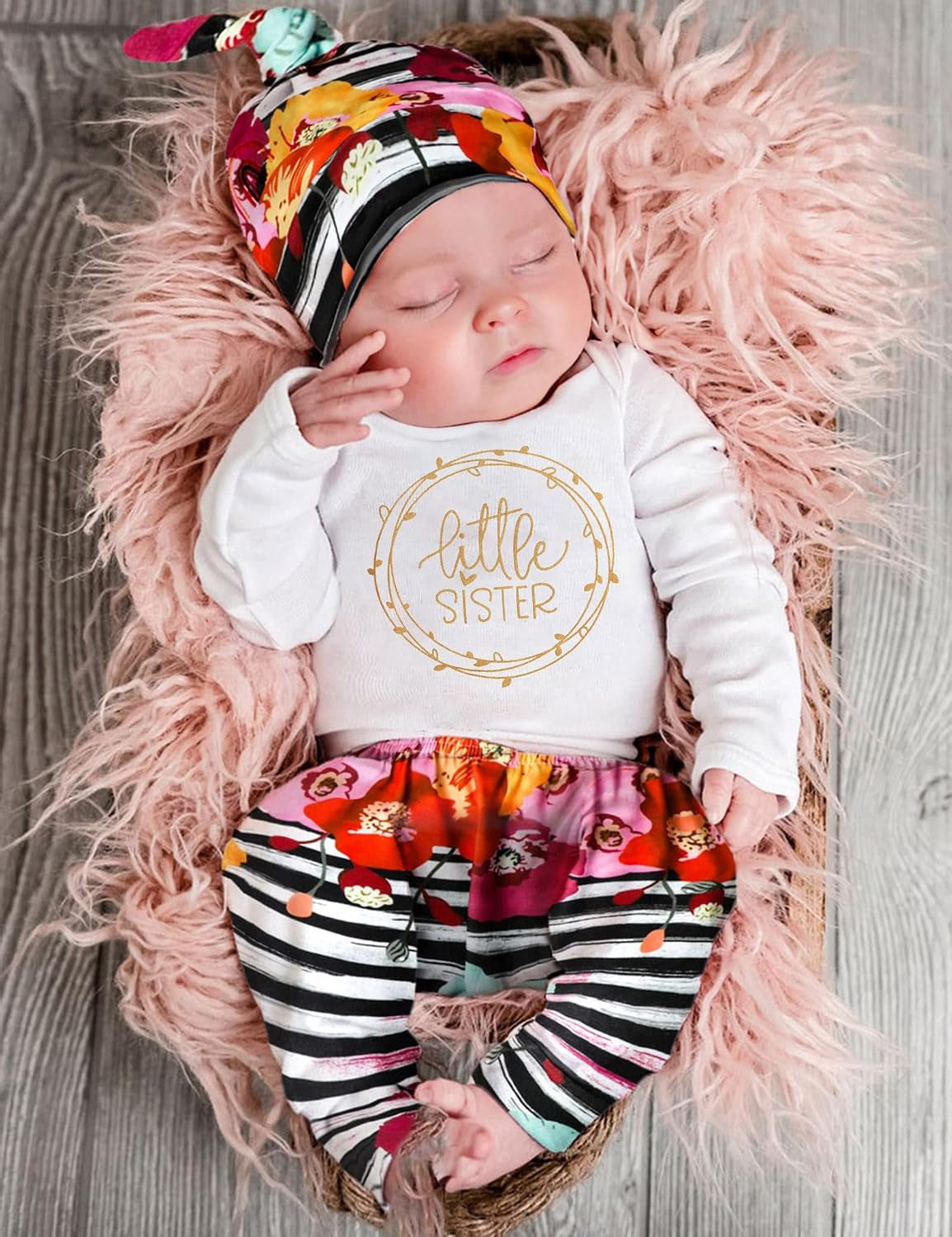KANGKANG Newborn Baby Girl Clothes Hi I'M New Here Newborn Outfit Infant Romper Floral Pants Cute Baby Girl Outfits 4PC Set