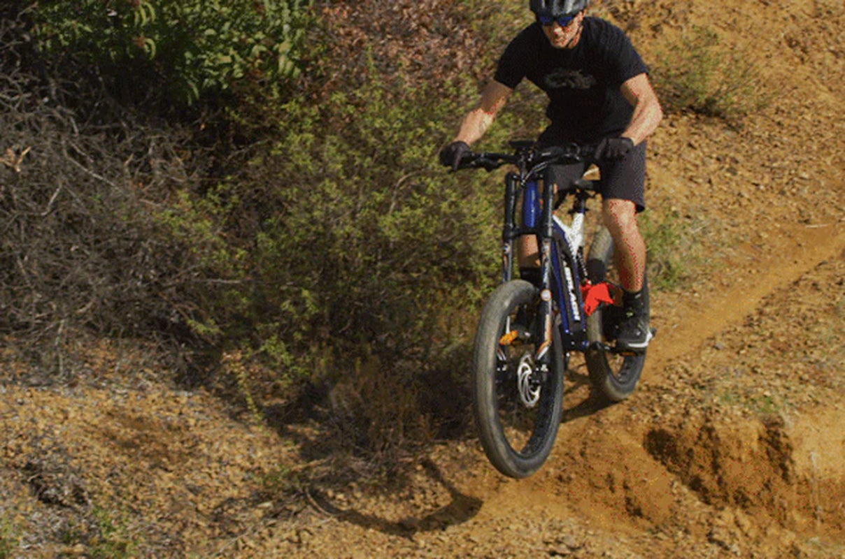 SPLACH PATRIOT: Powerful 1500W Motor for Fast and Long-Ranged Travel