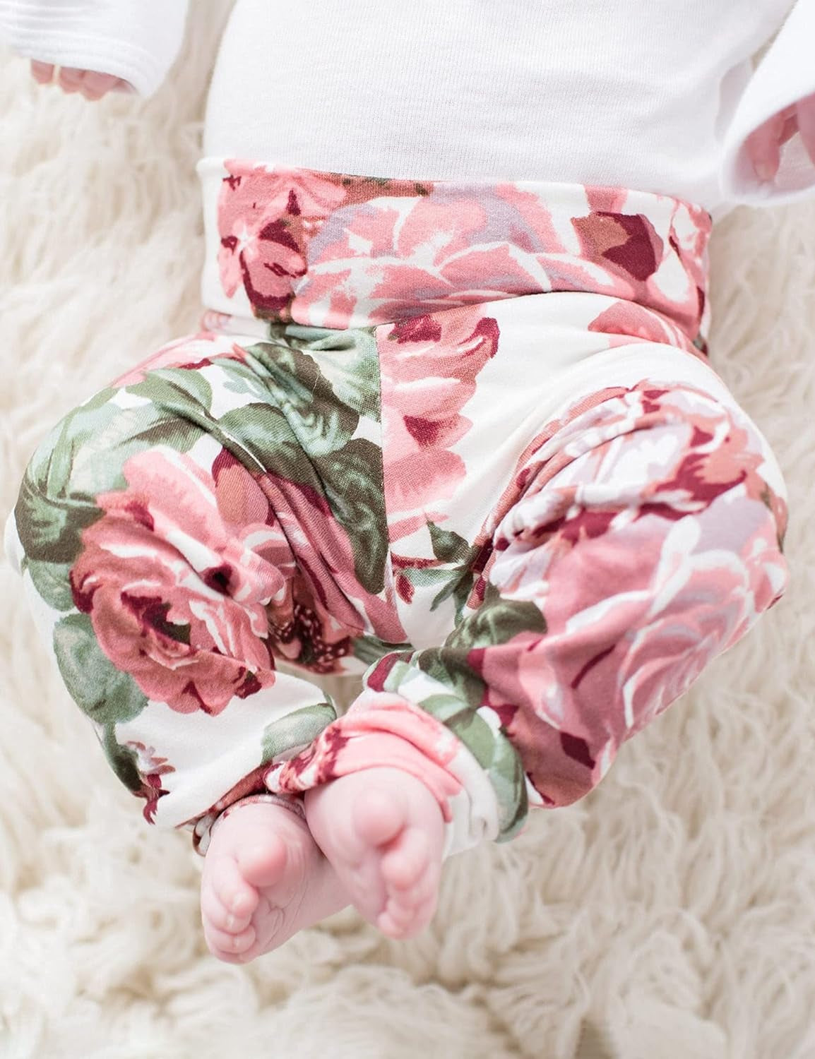 KANGKANG Newborn Baby Girl Clothes Hi I'M New Here Newborn Outfit Infant Romper Floral Pants Cute Baby Girl Outfits 4PC Set