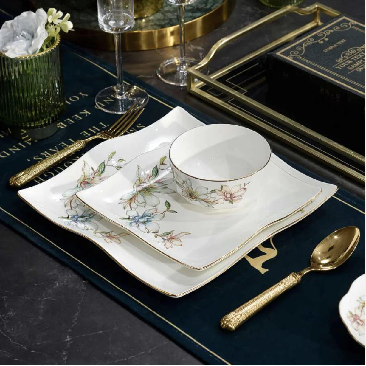 HIHUI Christmas Cartoon Beijing Design Classic On-glazed Bone China Dinnerware Sets Lightweight Scenic Pattern Dishwasher