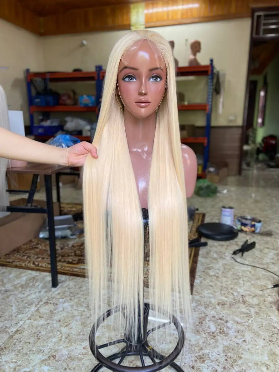 Human Hair Wigs Blonde HD Lace Transparent Lace Front Wigs Long Straight Weft Length 8-32 Inches 180% Density