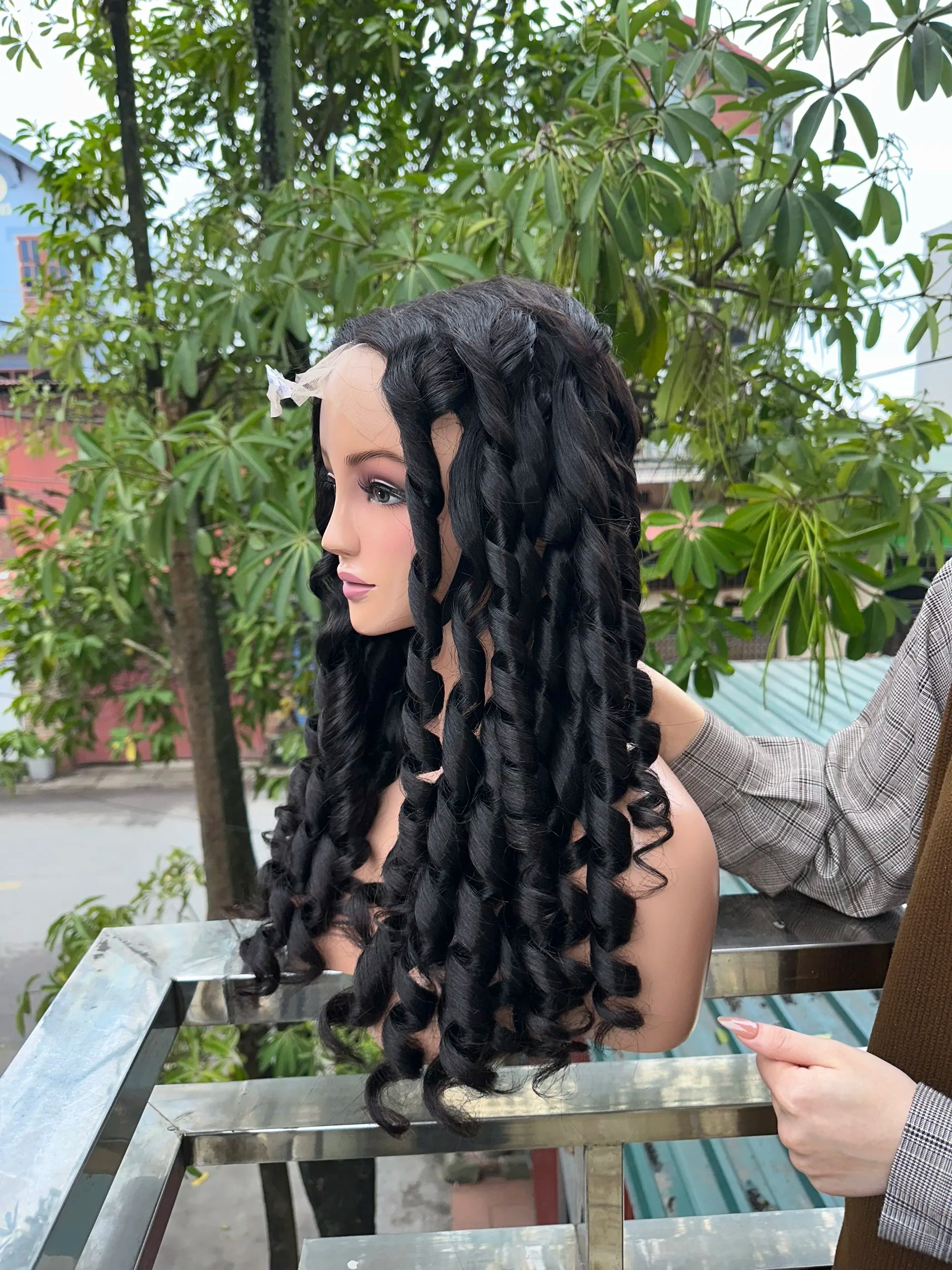 Raw Bouncy Curls Vietnamese Virgin Human Hair Wigs Lace Frontal Hair Extension with Machine Double Weft and Glueless
