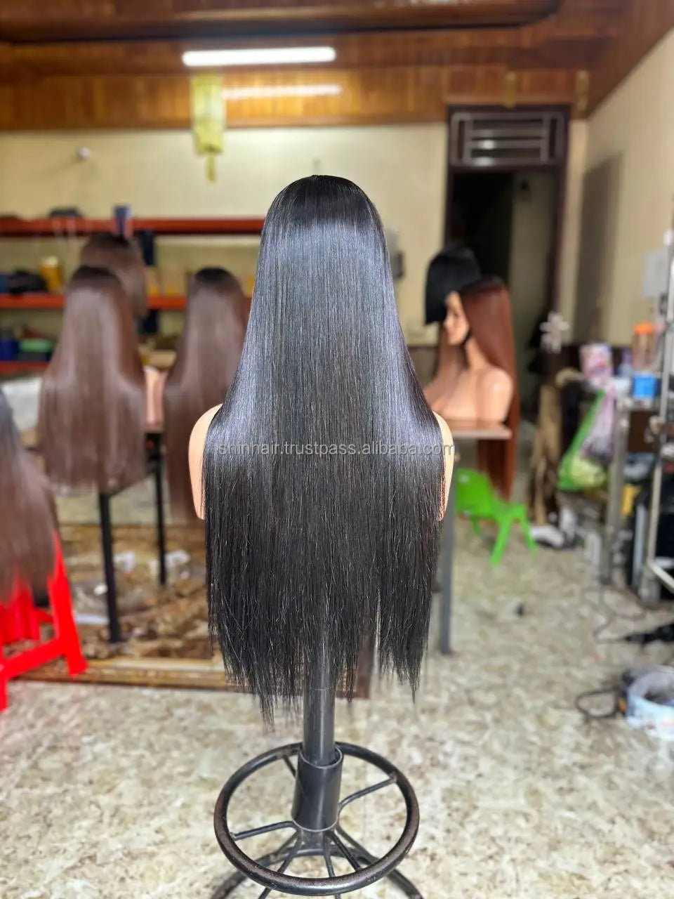 Wholesale Bone Straight Raw Natural Hair Glueless Wigs for Black Women Ready to Ship Product Vietnamese Human Hair Wigs Glueless