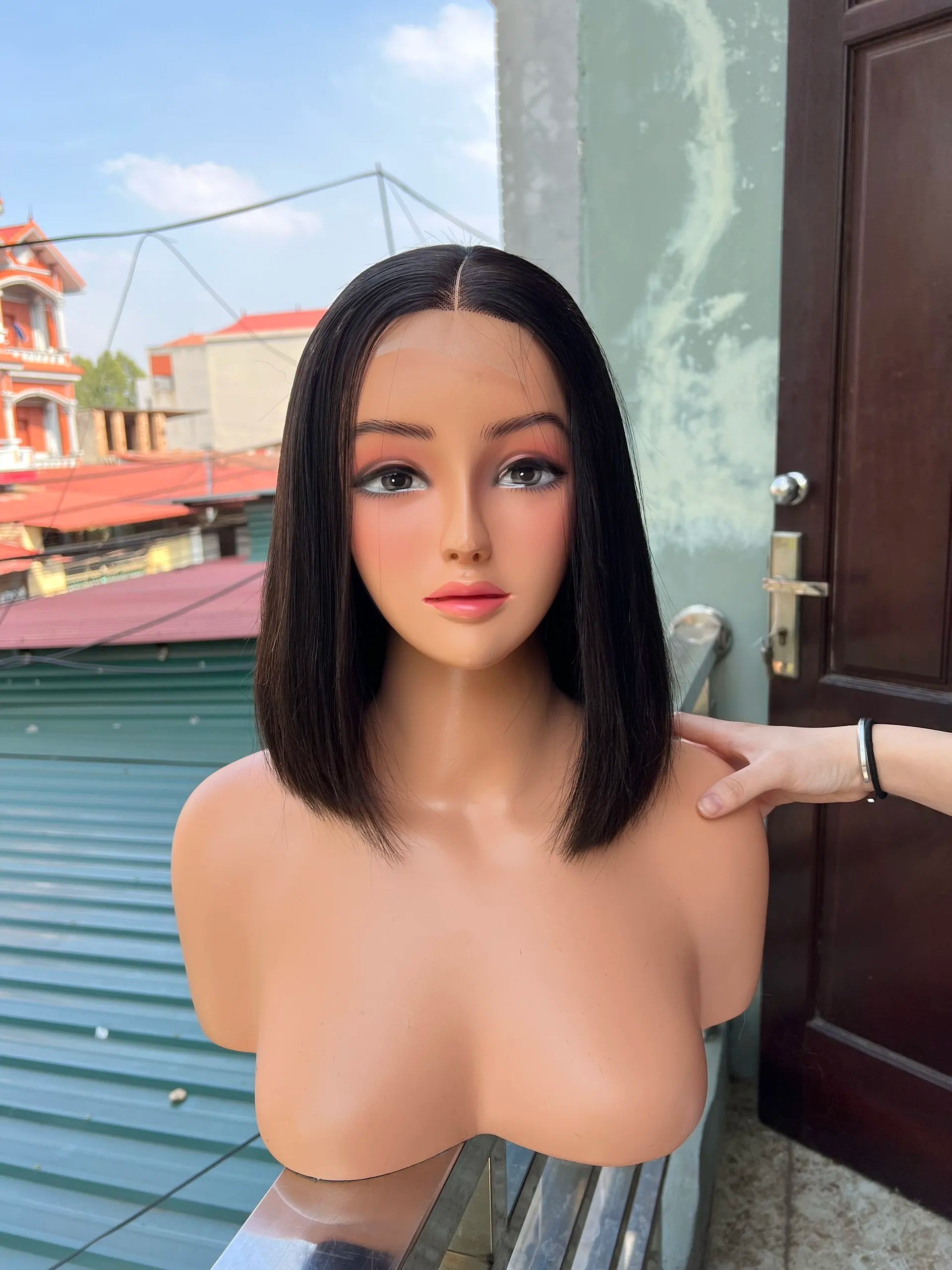 Wholesale Vietnamese Short Bob Glueless Natural Human Hair Wigs Already Machine Made Wigs Raw Vietnamese Lace Bob Wigs