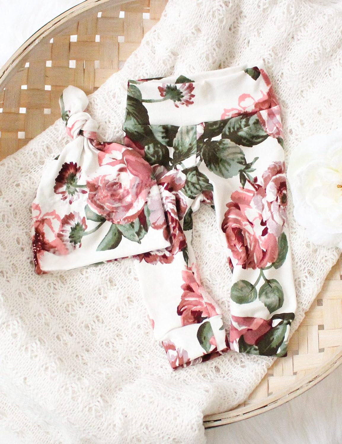KANGKANG Newborn Baby Girl Clothes Hi I'M New Here Newborn Outfit Infant Romper Floral Pants Cute Baby Girl Outfits 4PC Set