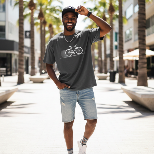 Black man wearing summer loose short-sleeved t-shirt